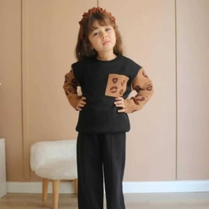 Ватиран комплект с интересни ръкави и джобчета - 2 части