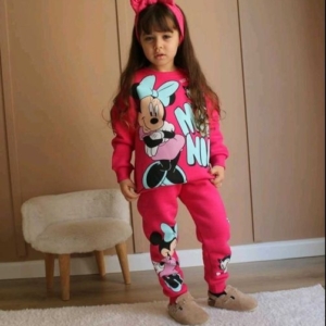 Ватиран комплект с много апликации на анимационни герои -2 части