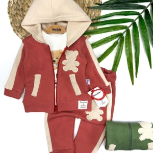 Страхотен коплект с мече горница, блуза и долница - 3 части