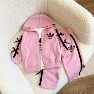 Комплект от 3 части с горница и долница и блузка