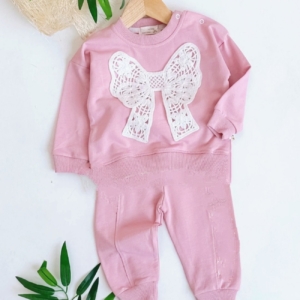 Ватиран комплект с красива панделка и дантела- 2 части