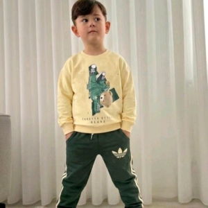 Спортен комплект размер 5-6 г и 7-8 г