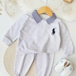 Сив комплект за момче с якичка от 2 г до 5 г